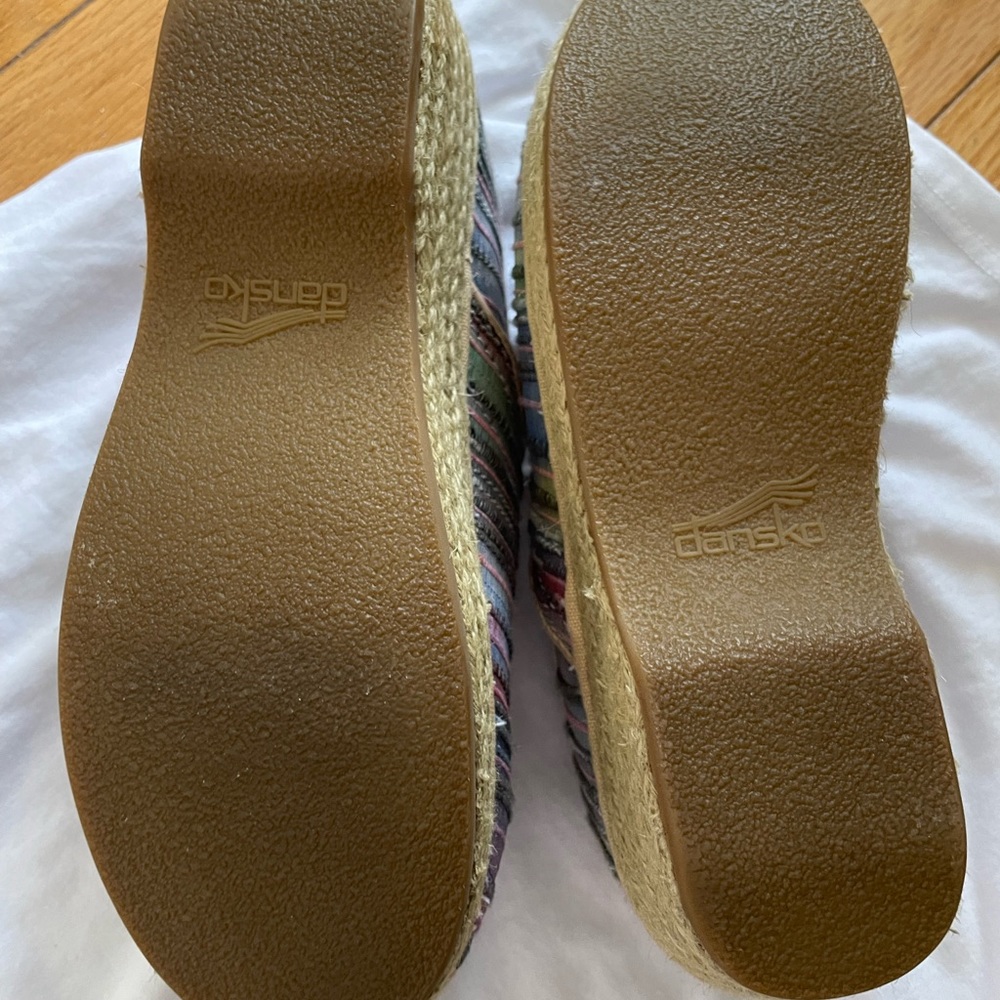 Dansko clogs - Picture 2 of 3